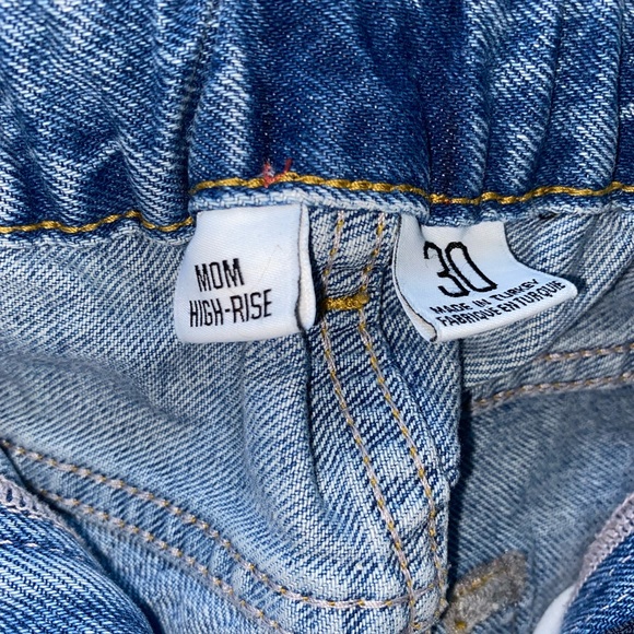 Urban outfitters High waisted mom jeans - Picture 3 of 3